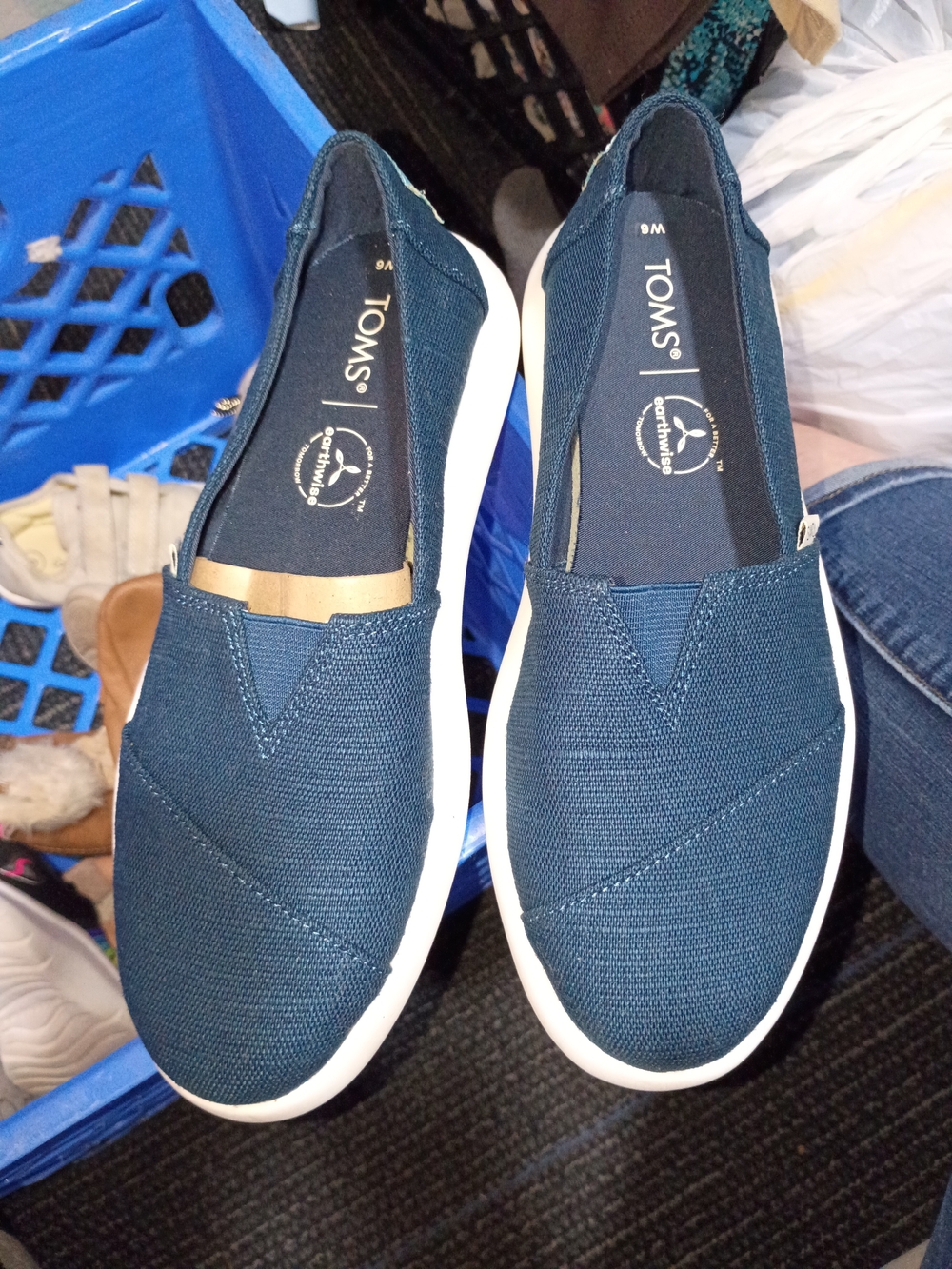 TOMS Women's Navy Canvas Slip-On Shoes